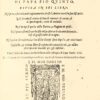 Opera di M. Bartolomeo Scappi, cvoco secreto di Papa Pio Quinto, divisa in sei libri. Nel primo si contiene il ragionamento che fa lAutore con Gio suo discepolo. Nel secondo si tratta di diverse vivande di carne, si di quadrupedi, come di volatili. Nel terzo si parla della Statura, e stagione de pesci. Nel quarto si mostrano le liste del presentar le vivande in tavola, cosi di grasso come di magro. Nel quinto si contiene lordine di far diverse sorti di paste, & altri lavori. Nel sesto, & ultimo libro si ragiona de convale scenti, & molte altre sorti di vivande per gli infermi […]. - 이미지 7
